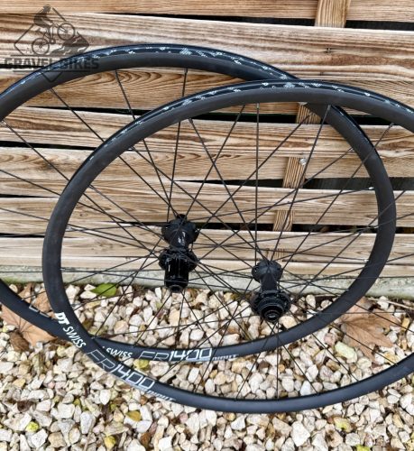 DT Swiss ER 1400 DICUT® DB21 28" tárcsa Shimano HG  vagy XDR kerékszett 