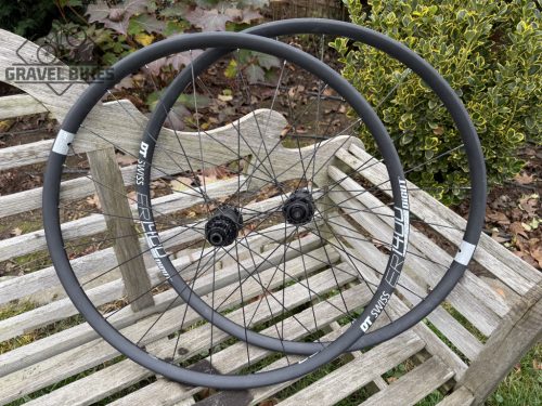DT Swiss ER 1400 DICUT® DB21 28" tárcsa Shimano HG  vagy XDR kerékszett 