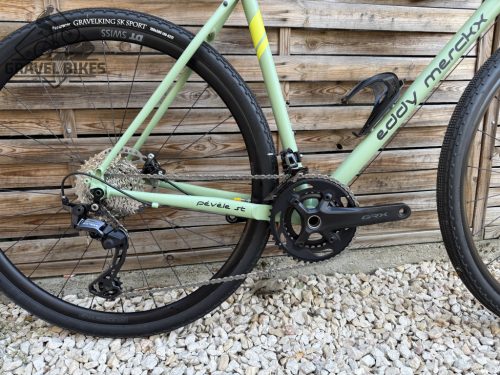 Eddy Merckx PÉVÉLE ST gravel - GRX 2x12s - zöld matt "M" - DT SWISS  kerékszett