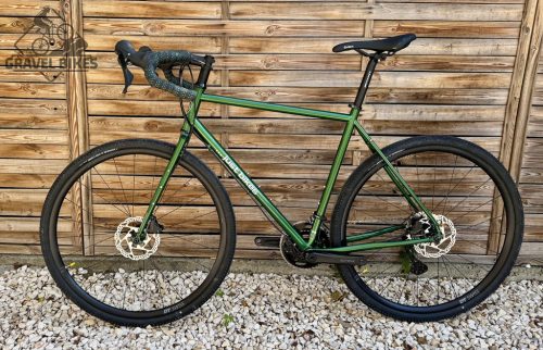 SB6 acélvázas bikepacking gravel - Shimano GRX 600 2x11 s - (fényes zöld)