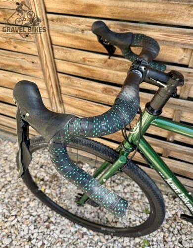 SB6 acélvázas bikepacking gravel - Shimano GRX 600 2x11 s - (fényes zöld)