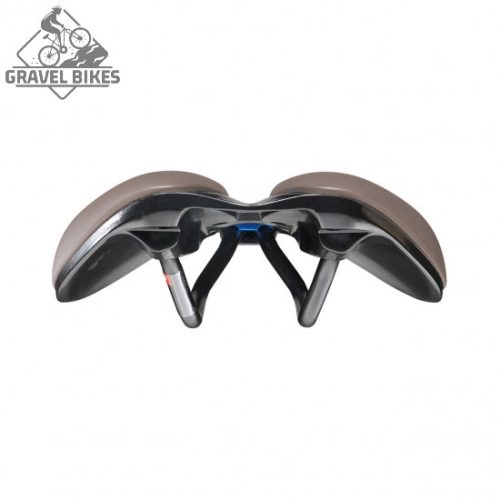 Selle Italia nyereg NOVUS BOOST EVO GRAVEL TM SUPERFLOW L3 145 mm méret, TM mangán ötvözet pálca,, BARNA