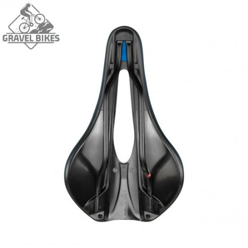 Selle Italia nyereg NOVUS BOOST EVO GRAVEL TM SUPERFLOW L3 145 mm méret, TM mangán ötvözet pálca,, BARNA