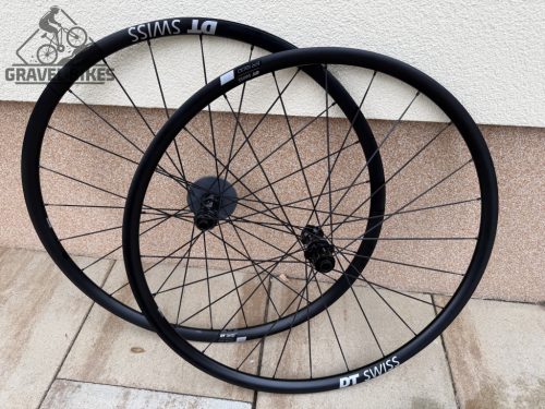DT Swiss ER 1600 SPLINE® 28" 23mm tárcsafékes Shimano HG vagy XDR  kerékszett (alig használt - 300km)
