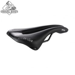   Selle Italia nyereg NOVUS ENDURANCE TM SUPERFLOW S3 vagy L3 méret, TM mangán ötvözet pálca