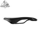 Selle Italia nyereg NOVUS ENDURANCE TM SUPERFLOW S3 vagy L3 méret, TM mangán ötvözet pálca