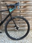 SB6 full acélvázas bikepacking gravel - GRX 810 2x11s, DT SWISS ER1600 kerék - 55 cm (fényes fekete)