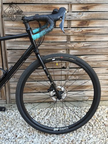 SB6 full acélvázas bikepacking gravel - GRX 810 2x11s, DT SWISS ER1600 kerék - 55 cm (fényes fekete)