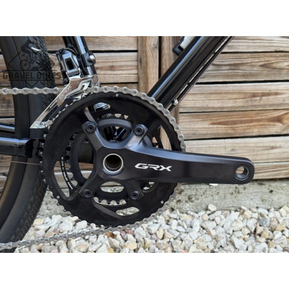 SB6 full acélvázas bikepacking gravel - GRX 810 2x11s, MAVIC kerék - 55 cm (fényes fekete) SB6 full acélvázas bikepacking gravel - GRX 810 2x11s, MAVIC kerék - 55 cm (fényes fekete)