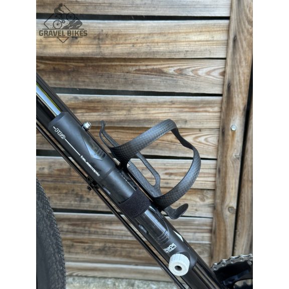 SB6 full acélvázas bikepacking gravel - GRX 810 2x11s, MAVIC kerék - 55 cm (fényes fekete) SB6 full acélvázas bikepacking gravel - GRX 810 2x11s, MAVIC kerék - 55 cm (fényes fekete)