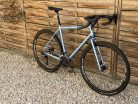 SB6 full acélvázas bikepacking gravel - Shimano GRX 600 2x11 s - (fényes égkék)
