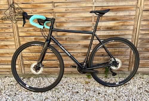 SB4 acélvázas gravel - Shimano GRX 610 2x12 s - 55 cm (fényes fekete)