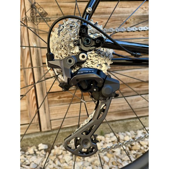 SB4 acélvázas gravel - Shimano GRX 610 2x12 s - 55 cm (fényes fekete) SB4 acélvázas gravel - Shimano GRX 610 2x12 s - 55 cm (fényes fekete)