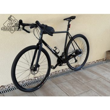   SB4 acélvázas gravel, karbon villa - Shimano GRX 610 2x11 s - 57 cm (fényes fekete)