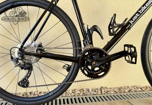 SB4 acélvázas gravel - Shimano GRX 610 2x11 s - 57 cm (fényes fekete)