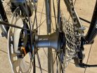 SB4 acélvázas gravel - Shimano GRX 610 2x11 s - 57 cm (fényes fekete)